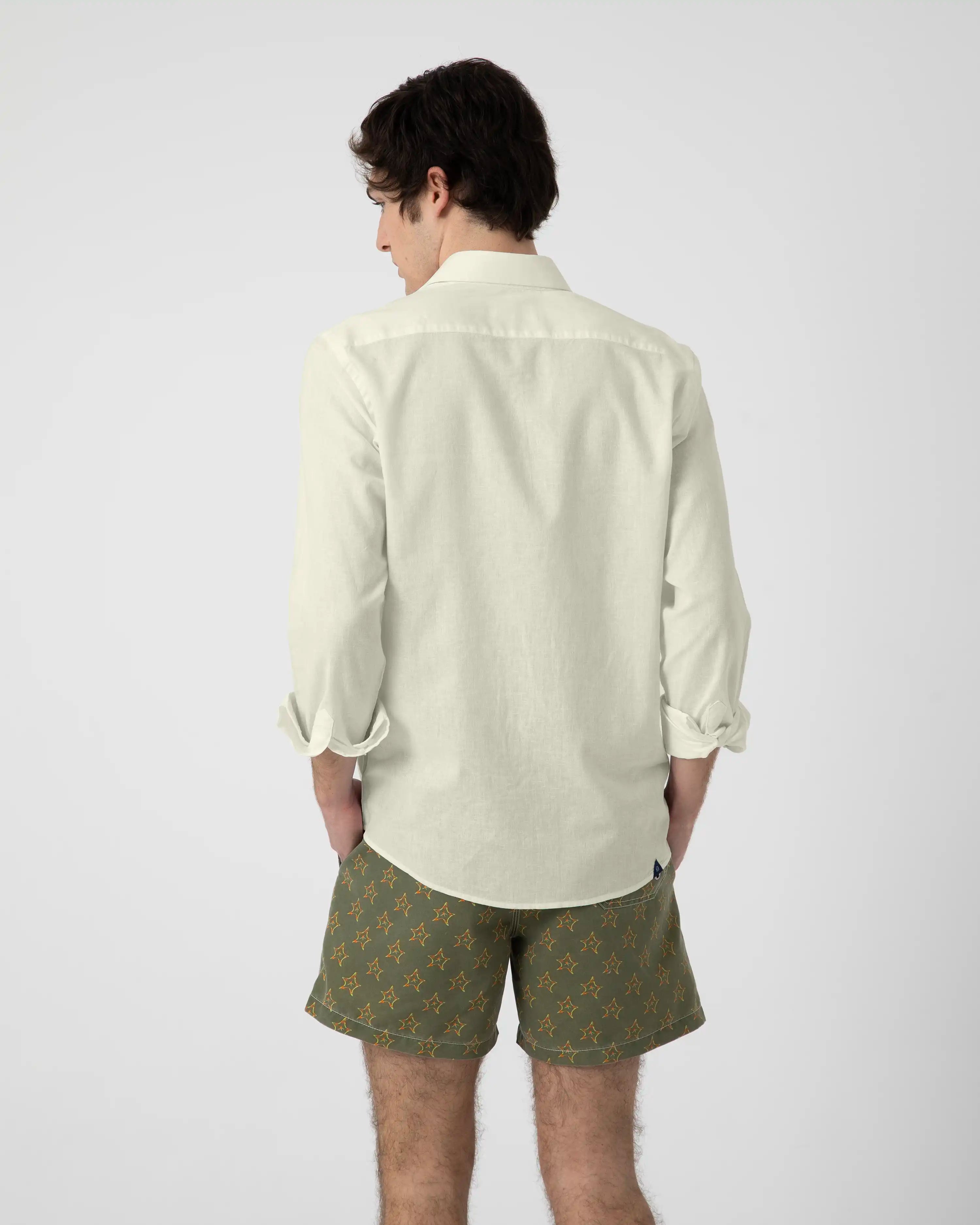 Camisa de Hombre Tipo Sahariana en Mezcla de Lino y Algodón