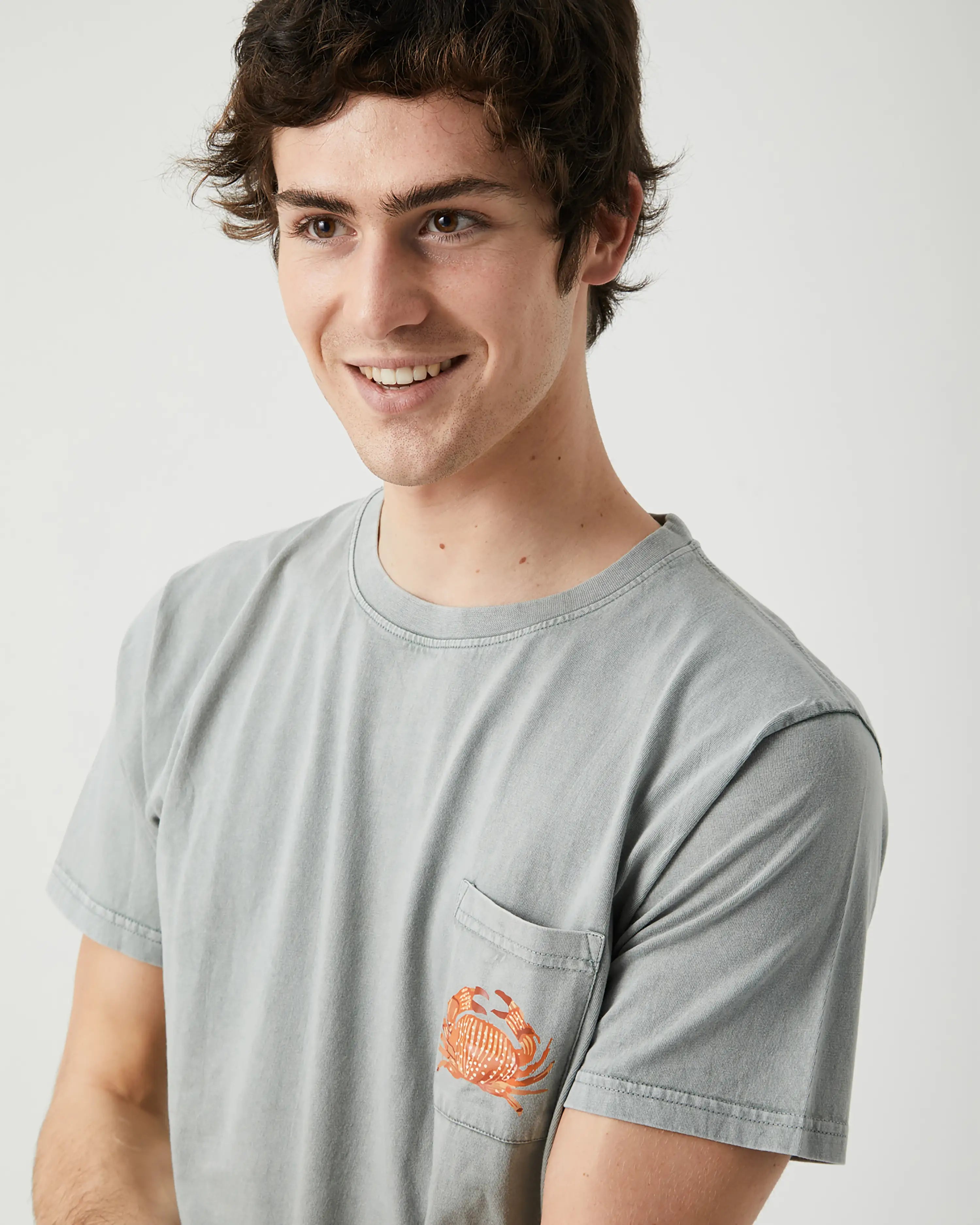 Camiseta de hombre verde efecto lavado Cangrejo