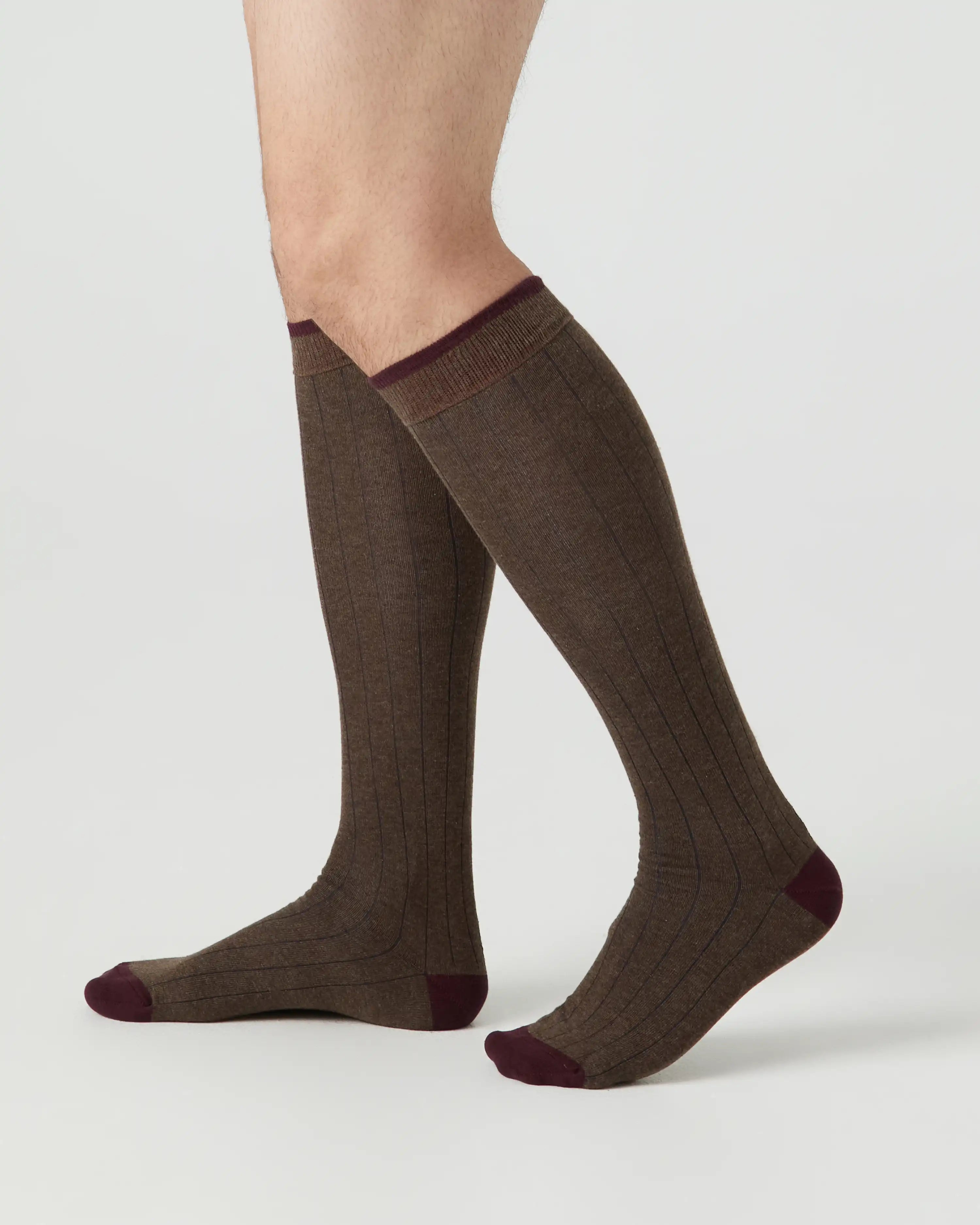 Calcetines caña alta de hombre Kiff Kiff marrón falso canalé