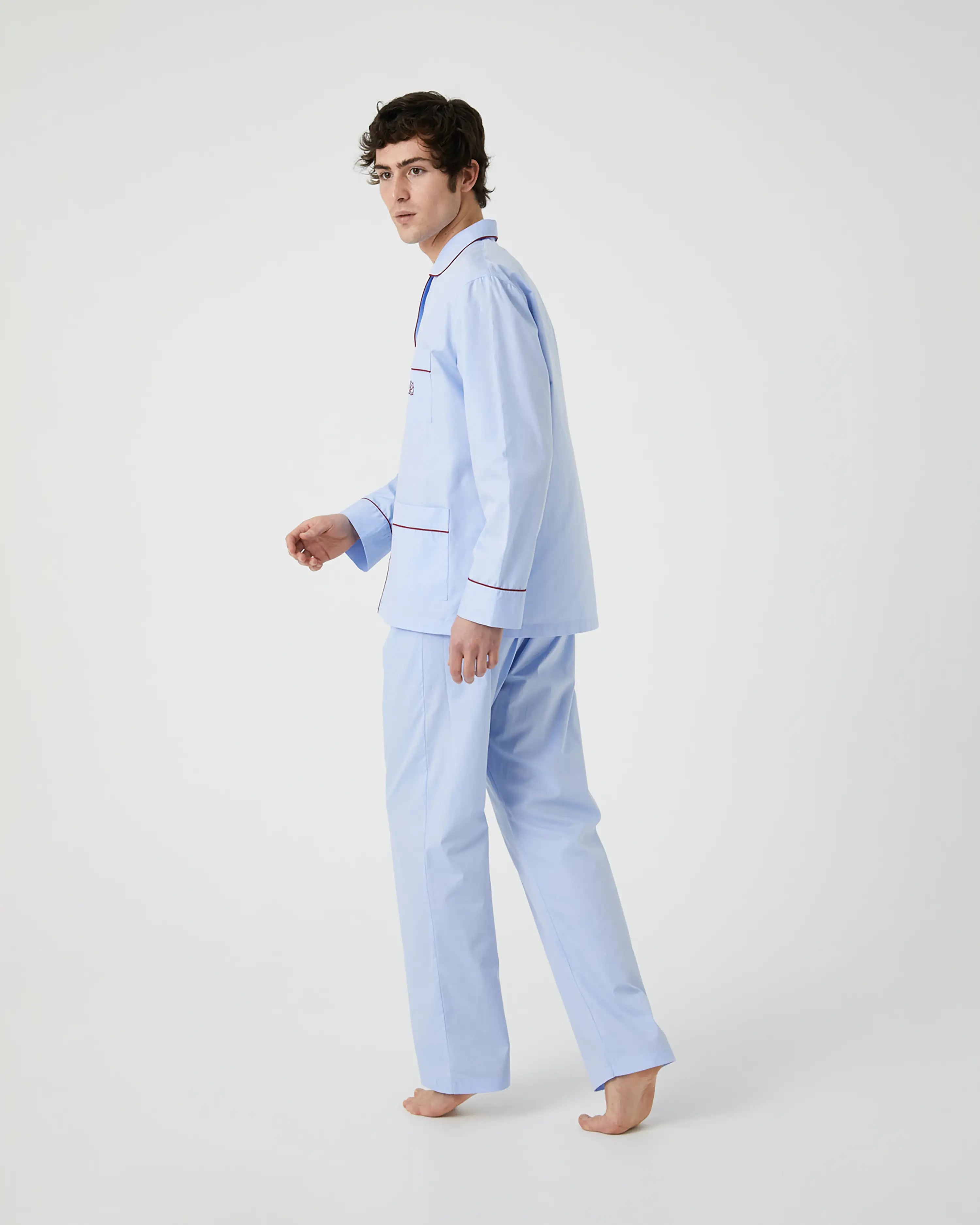 Pijama largo de hombre de tela azul claro